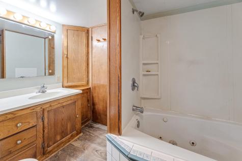 476 S Main Street Fountain City WI 54629
