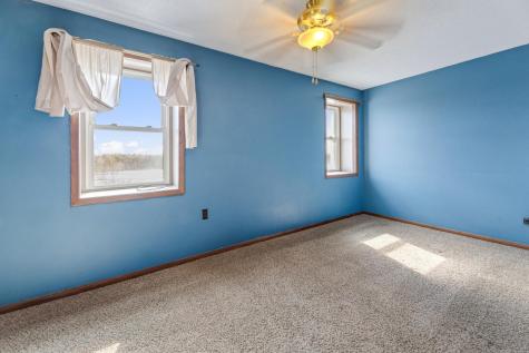 476 S Main Street Fountain City WI 54629