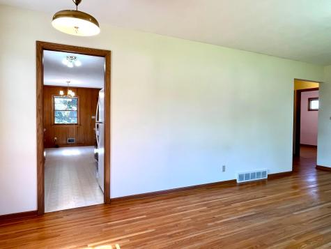 3752 Upper 73rd Street E Inver Grove Heights MN 55076