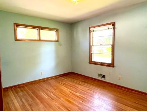 3752 Upper 73rd Street E Inver Grove Heights MN 55076