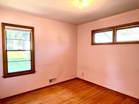3752 Upper 73rd Street E Inver Grove Heights MN 55076