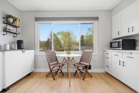 1778 Gabbro Trail Eagan MN 55122