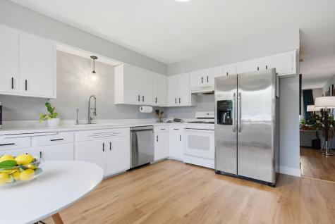 1778 Gabbro Trail Eagan MN 55122