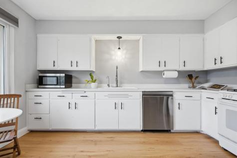 1778 Gabbro Trail Eagan MN 55122