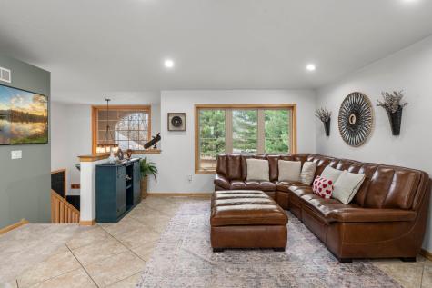 11384 269th Avenue NW Zimmerman MN 55398