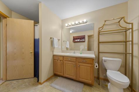 1320 S Trail Drive Faribault MN 55021