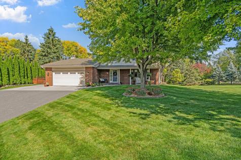 10710 36th Place N Plymouth MN 55441