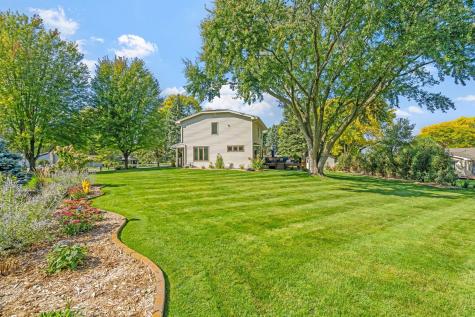 10710 36th Place N Plymouth MN 55441