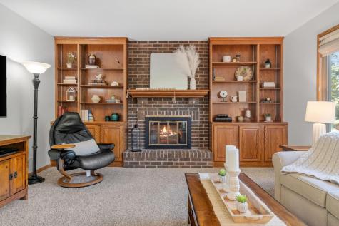 10710 36th Place N Plymouth MN 55441