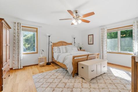 10710 36th Place N Plymouth MN 55441