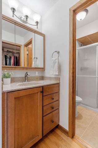 10710 36th Place N Plymouth MN 55441