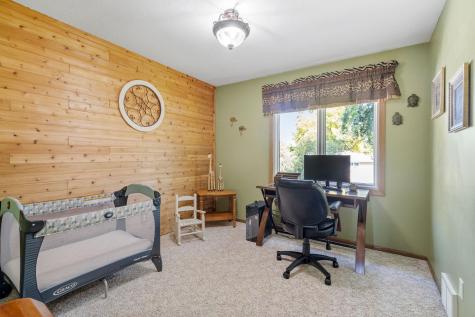 10710 36th Place N Plymouth MN 55441