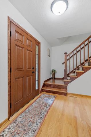 10710 36th Place N Plymouth MN 55441