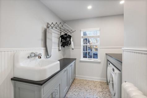 1014 Mount Curve Avenue Minneapolis MN 55403