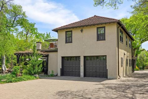 1014 Mount Curve Avenue Minneapolis MN 55403