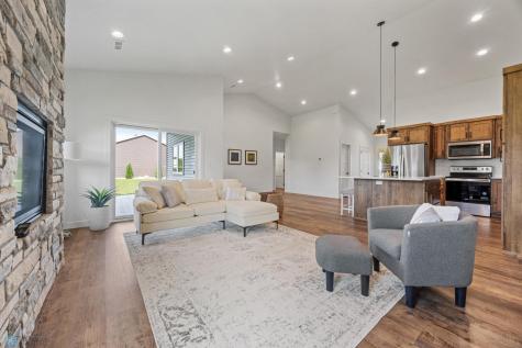 305 Prairie Drive N Hankinson ND 58041