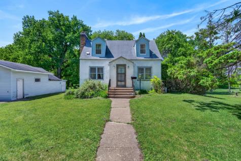 4025 Clover Avenue Vadnais Heights MN 55127