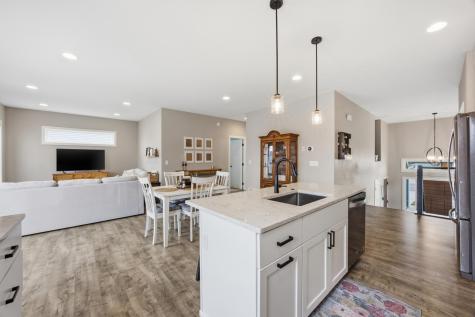 7252 26th Street S Fargo ND 58104