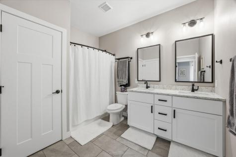 7252 26th Street S Fargo ND 58104