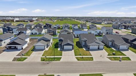7252 26th Street S Fargo ND 58104