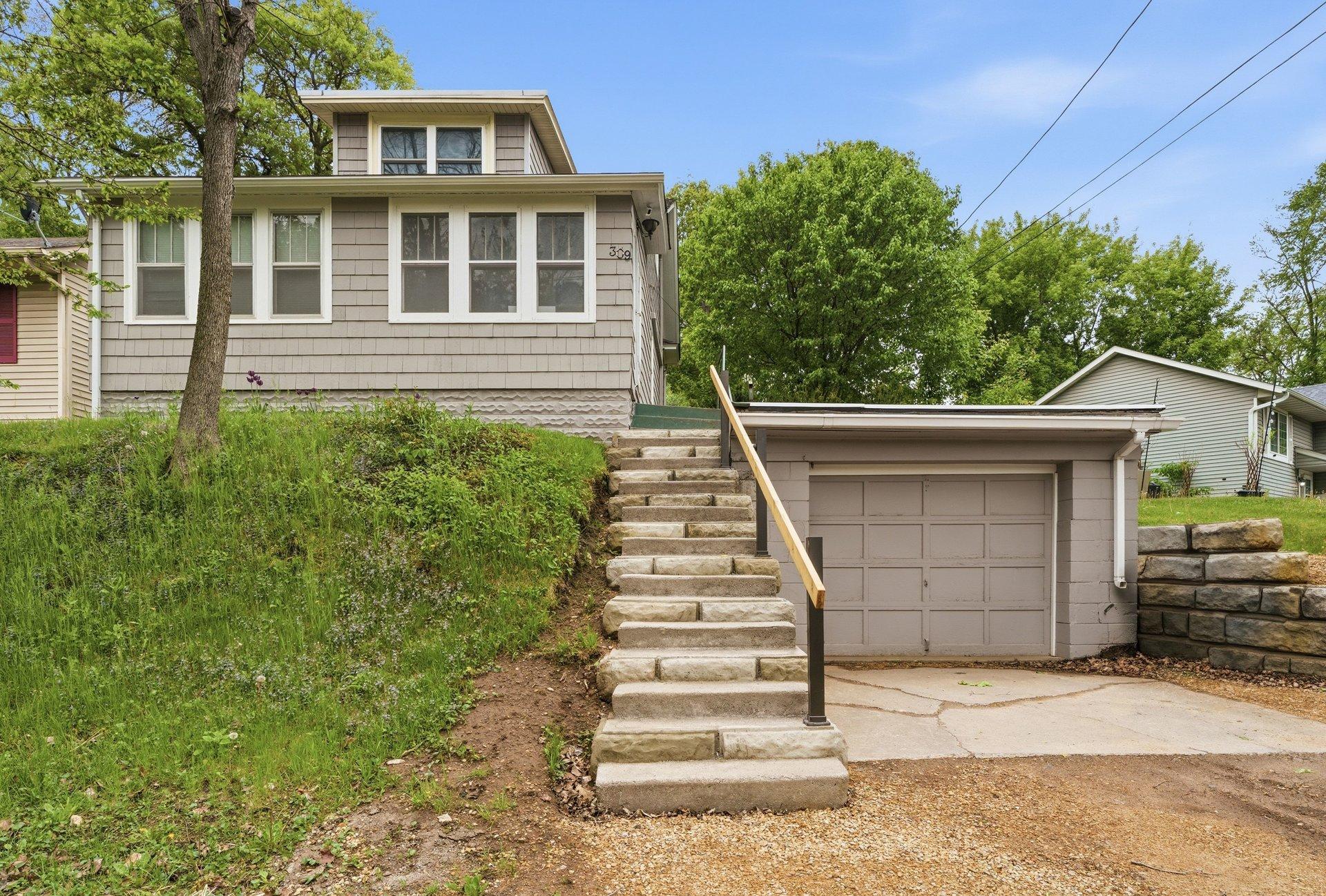 309 Etna Street Saint Paul MN 55106