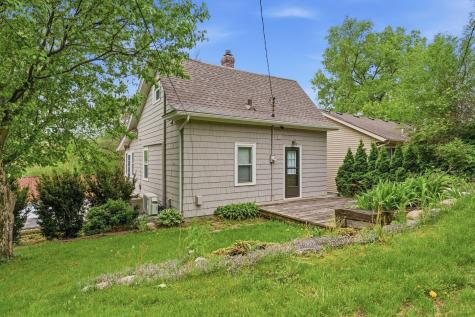 309 Etna Street Saint Paul MN 55106