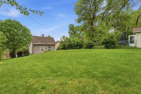 309 Etna Street Saint Paul MN 55106