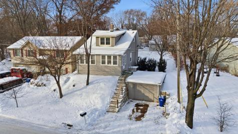 309 Etna Street Saint Paul MN 55106