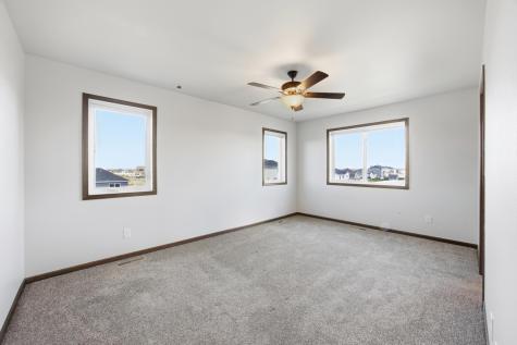 1206 Commander Drive W West Fargo ND 58078