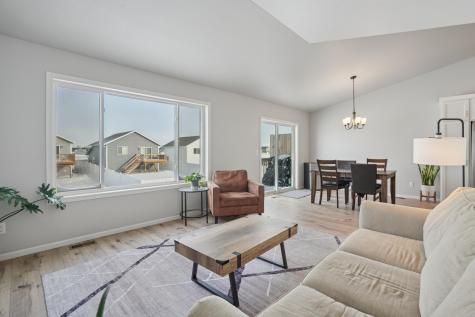 6309 83rd Avenue S Horace ND 58047