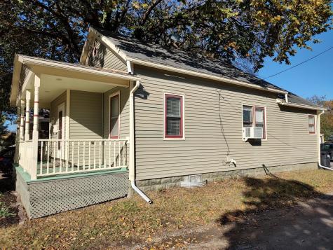 113 6th Avenue N Fargo ND 58102