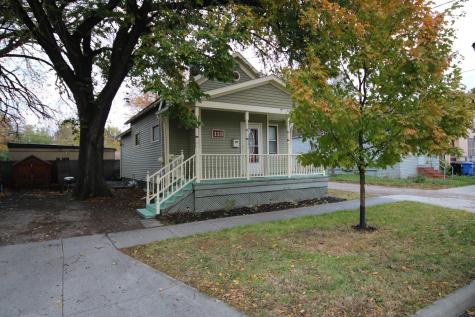 113 6th Avenue N Fargo ND 58102