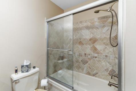 4488 Roberds Lake Trail Faribault MN 55021