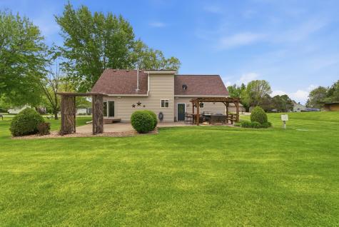 4488 Roberds Lake Trail Faribault MN 55021