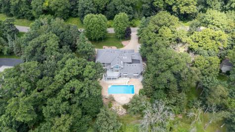 9 Red Forest Way North Oaks MN 55127