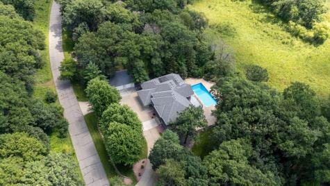 9 Red Forest Way North Oaks MN 55127