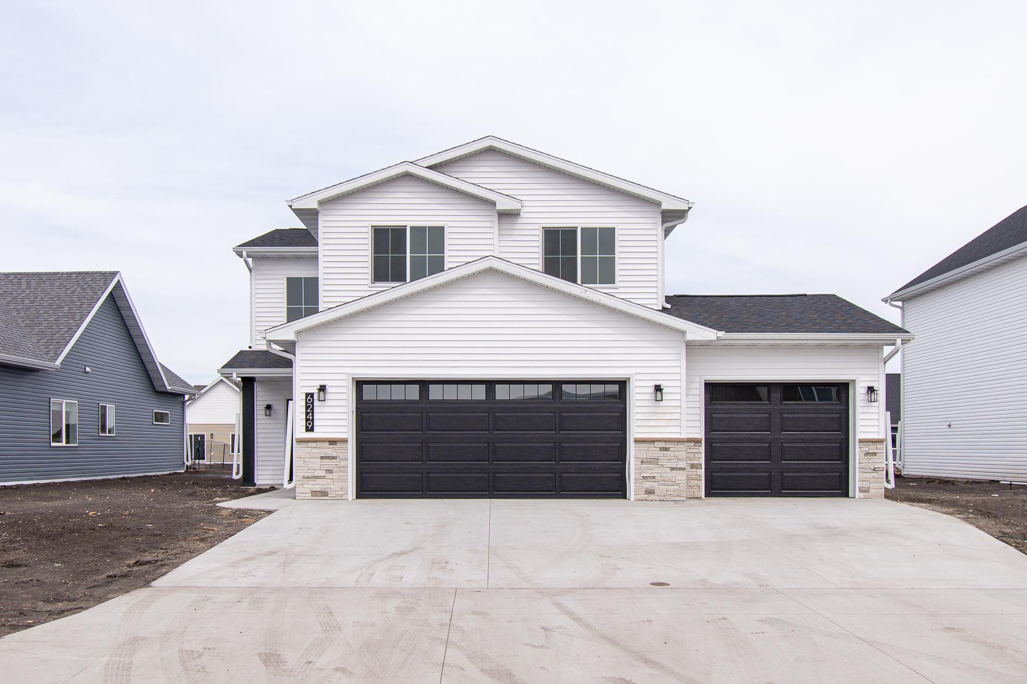 6249 86th Avenue S Horace ND 58047