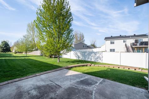 3356 38th Street S Moorhead MN 56560