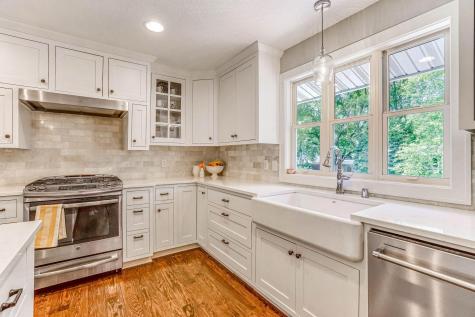 6004 Schaefer Road Edina MN 55436