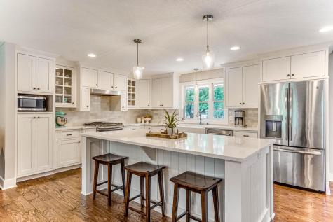 6004 Schaefer Road Edina MN 55436