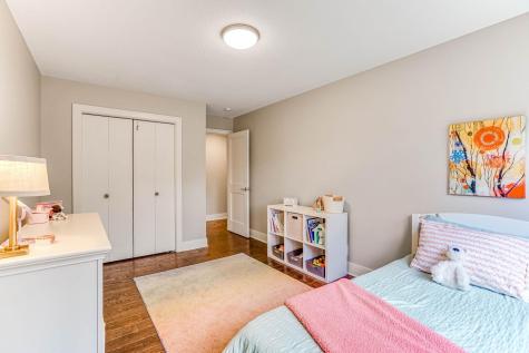 6004 Schaefer Road Edina MN 55436