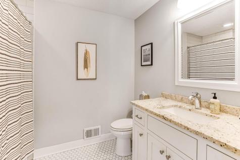 6004 Schaefer Road Edina MN 55436