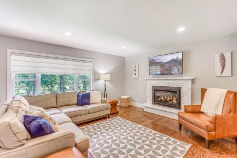 6004 Schaefer Road Edina MN 55436