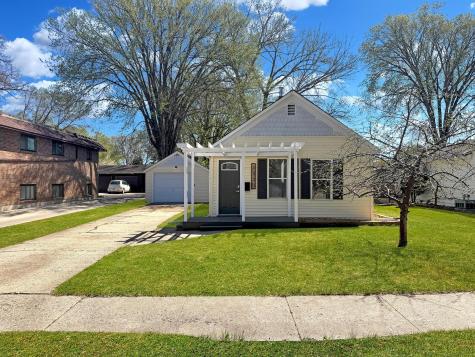 1330 14th Street S Fargo ND 58103