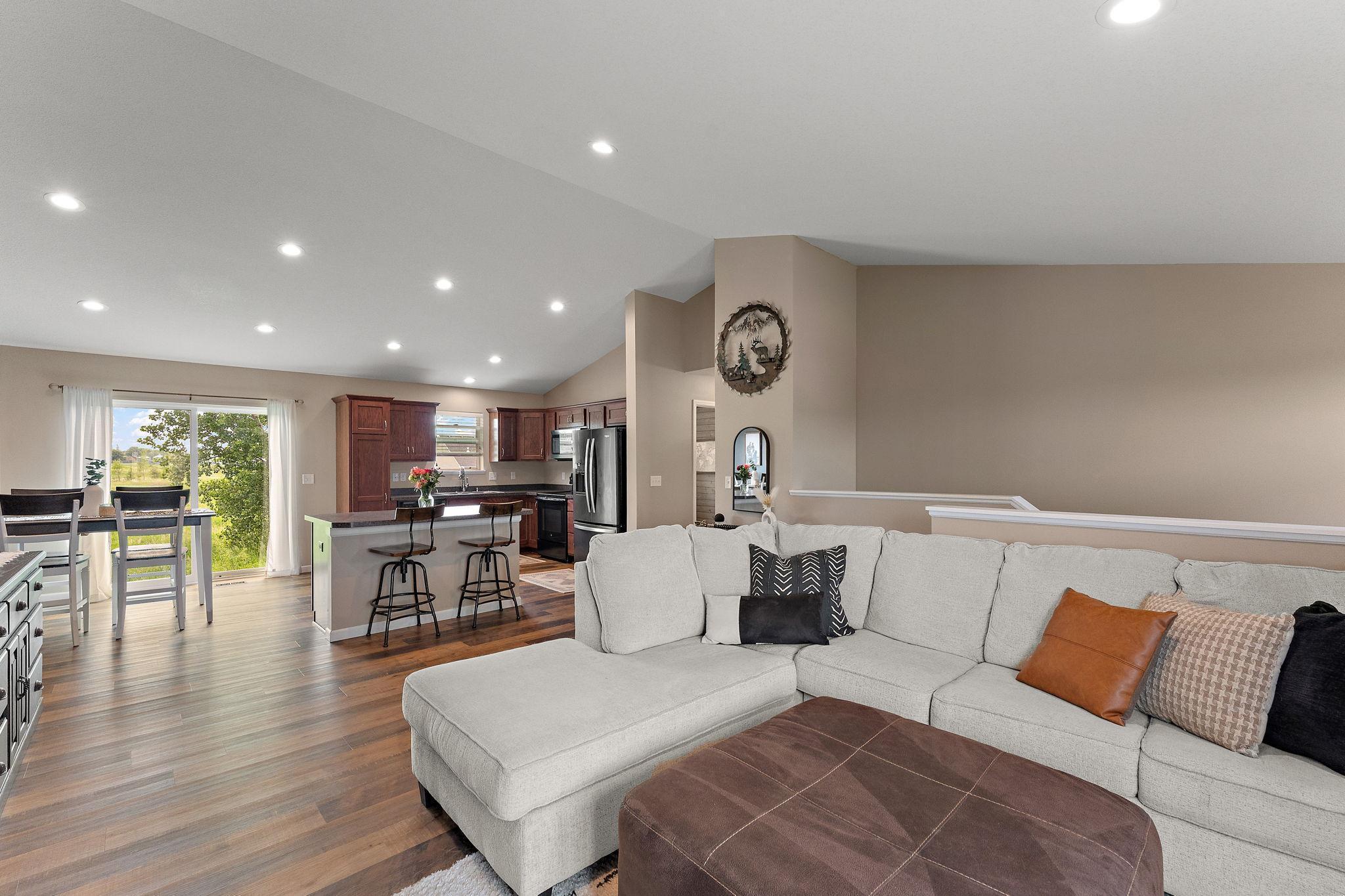 809 Cologne Lane Waverly MN 55390