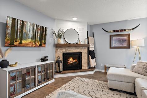 809 Cologne Lane Waverly MN 55390
