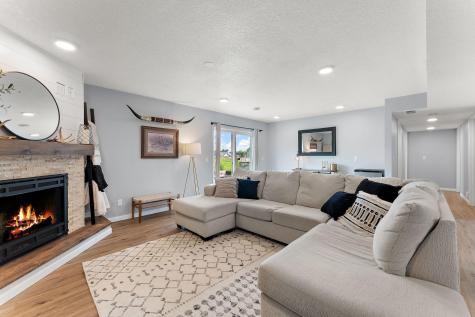 809 Cologne Lane Waverly MN 55390