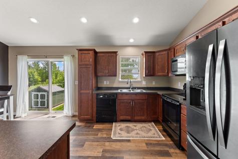 809 Cologne Lane Waverly MN 55390