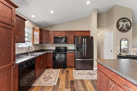 809 Cologne Lane Waverly MN 55390