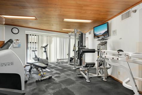 26 10th Street W Saint Paul MN 55102